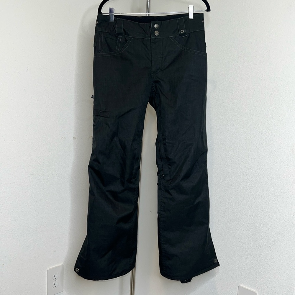 🔹 686 Ski Snow Pants